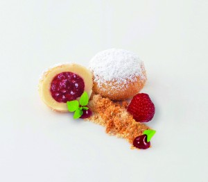 Topfenknödel mit Himbeerfülle